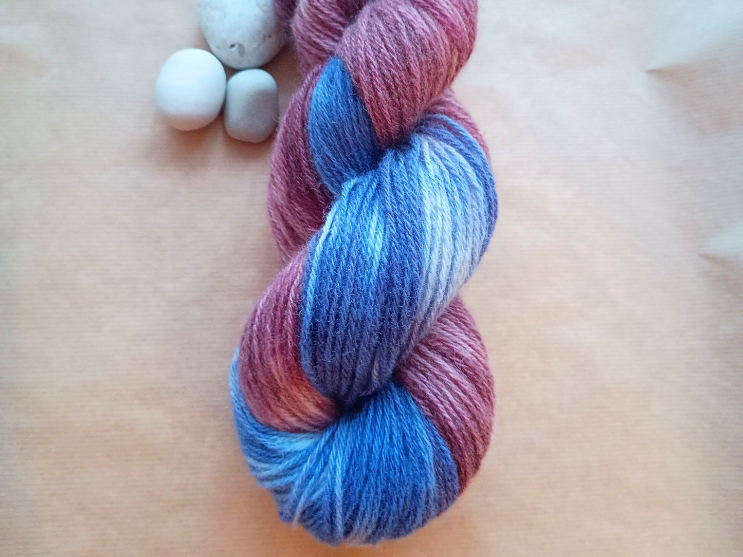 Veimene - 100g - Merino and Suffork wool.