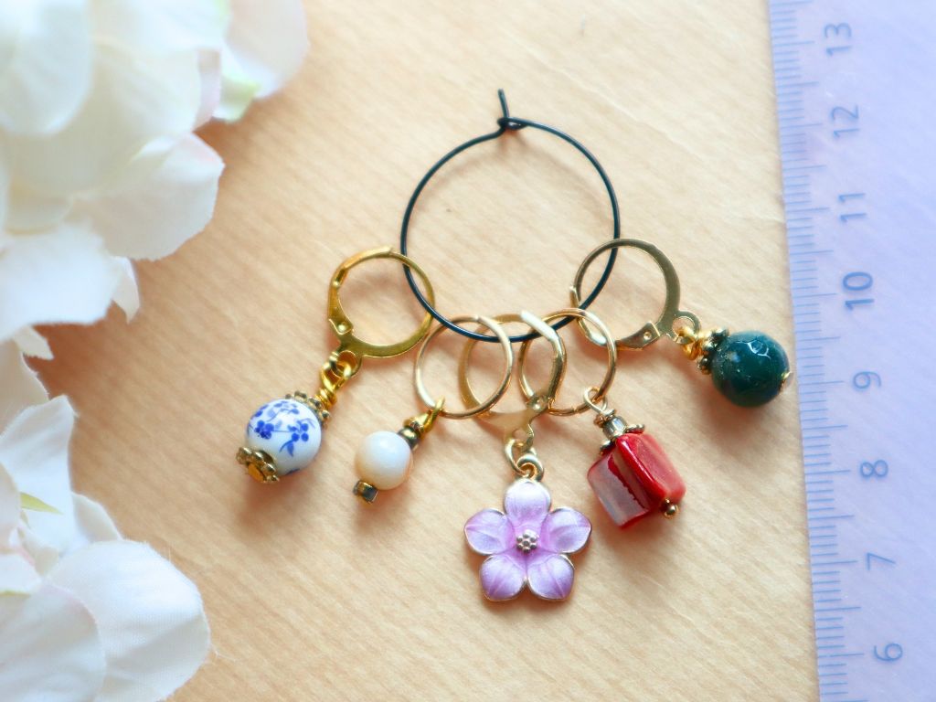Handmade Stitch Marker Set - Flowers and Agate Beads