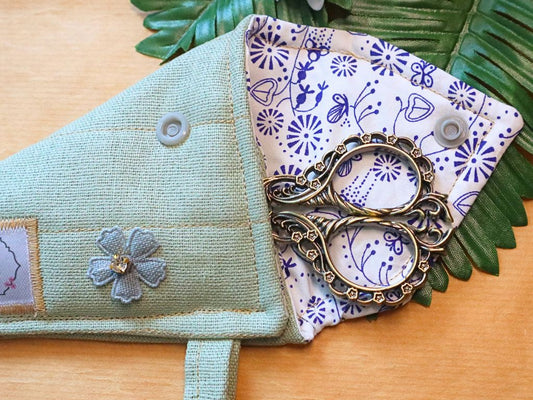 Hand-sewn Scissor Pocket in Dusty Green – Unique Sewing and Knitting Case from RúnjaCrafts