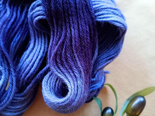 Sleepy Shadows - 50g - Hand-dyed wool yarn
