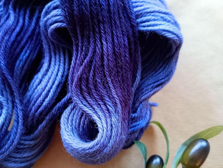 Alle garner til pind 4-5,5 mm / DK & Worsted / 200-300 m pr. 100g