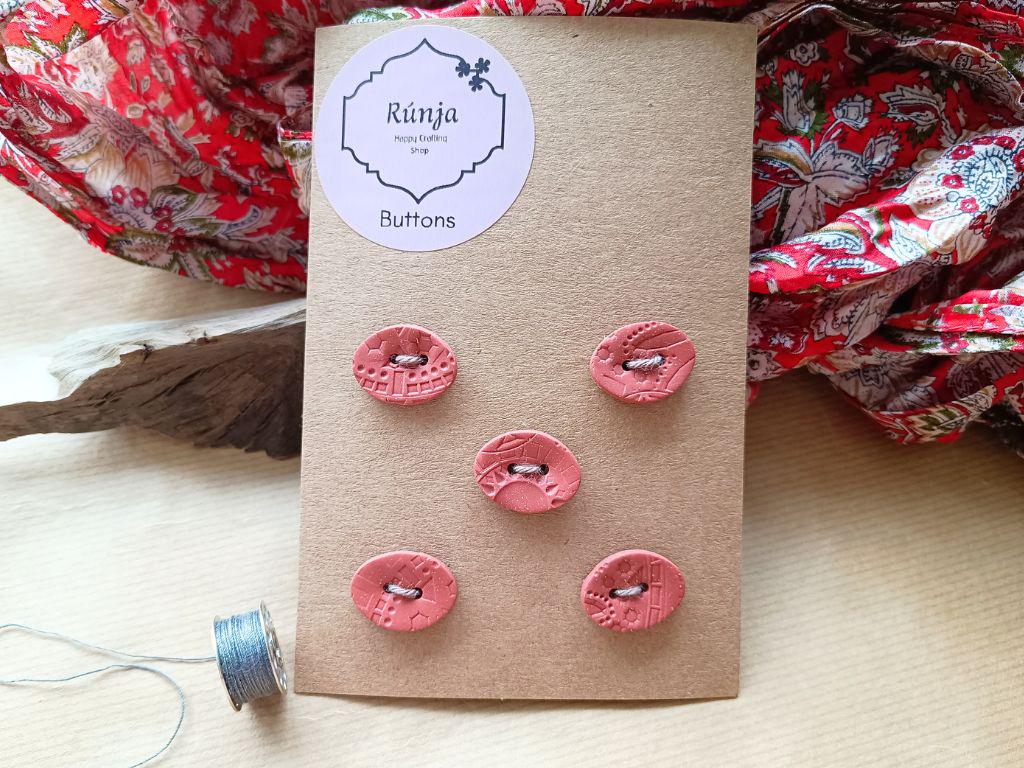 Unique handmade buttons - dusty brown polymer clay, geometric texture (set of 5) approx. 22 mm. Gold glitter. 