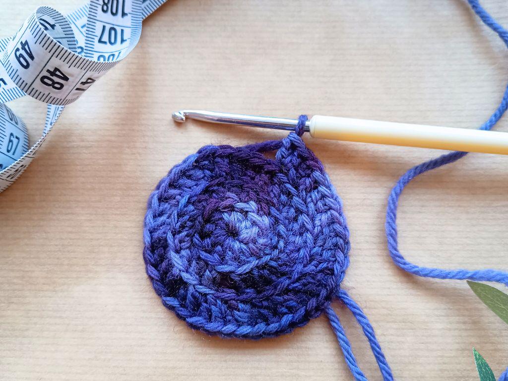 Sleepy Shadows - 50g - Hand-dyed wool yarn 