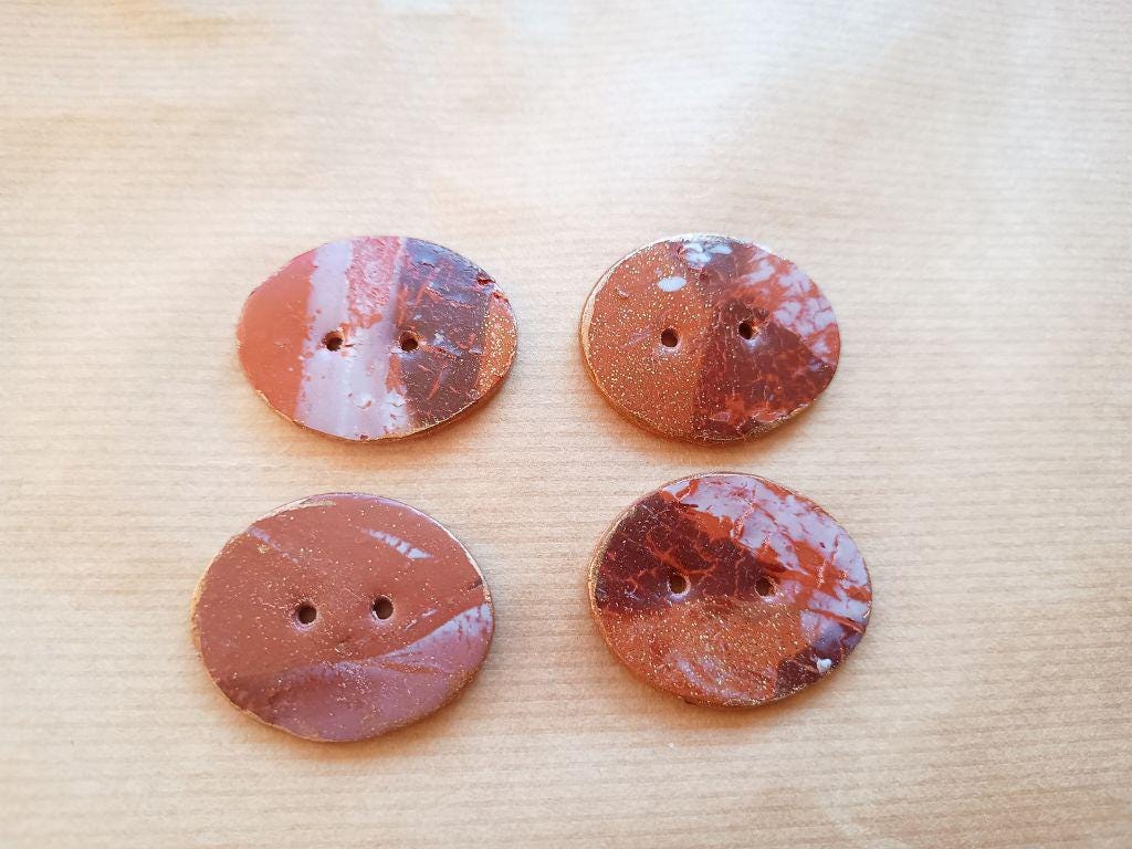 Unique handmade polymer clay buttons - earthy colors marble style - set of 4 - 36 mm - for sewing, knitting and crochet projects. Gold glitter.