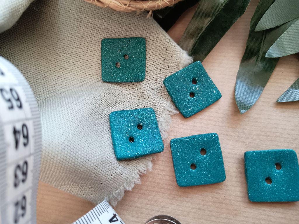 Handmade clay buttons for sewing, knitting or crocheting projects. Set of 4 buttons. Square buttons, approx. 28 mm in diameter.
