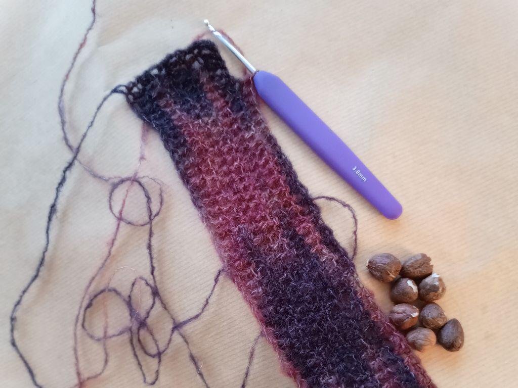Go nuts! - 25g - Hand-dyed mohair blend 
