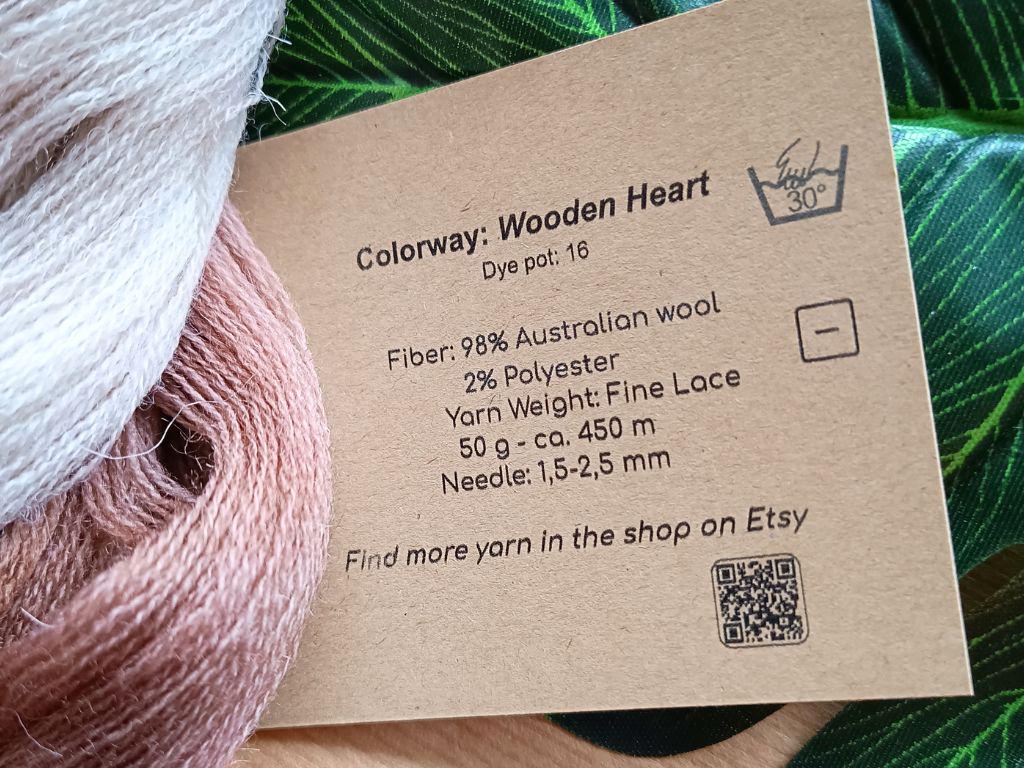 Wooden heart - 50g - Hand-dyed yarn for knitting and crocheting. 