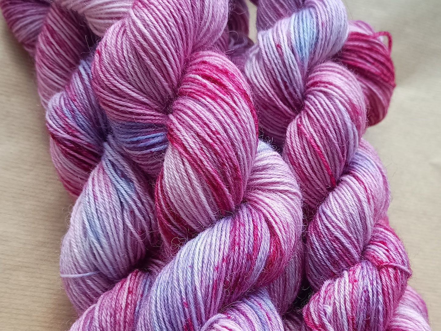 Fay - Hand-dyed yarn for knitting and crocheting. 50g. 