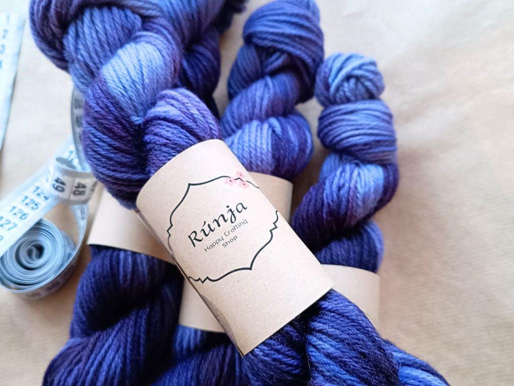 Sleepy Shadows - 50g - Hand-dyed wool yarn 