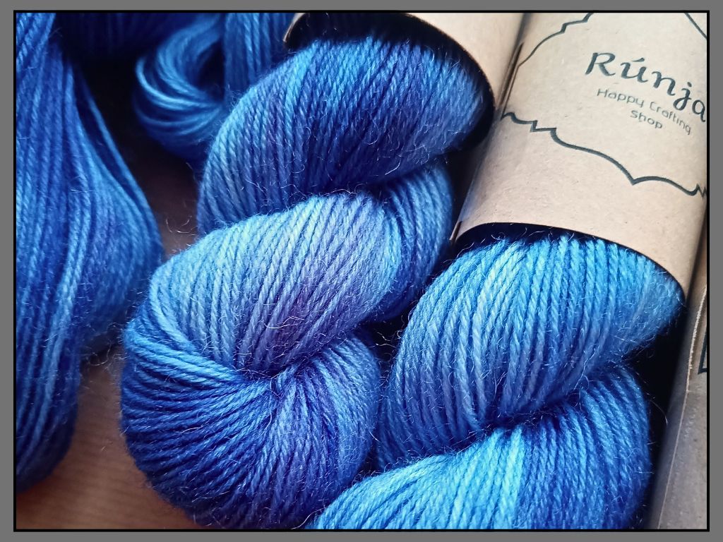 Lubist. 50g - Hand-dyed yarn. Denim colors. 