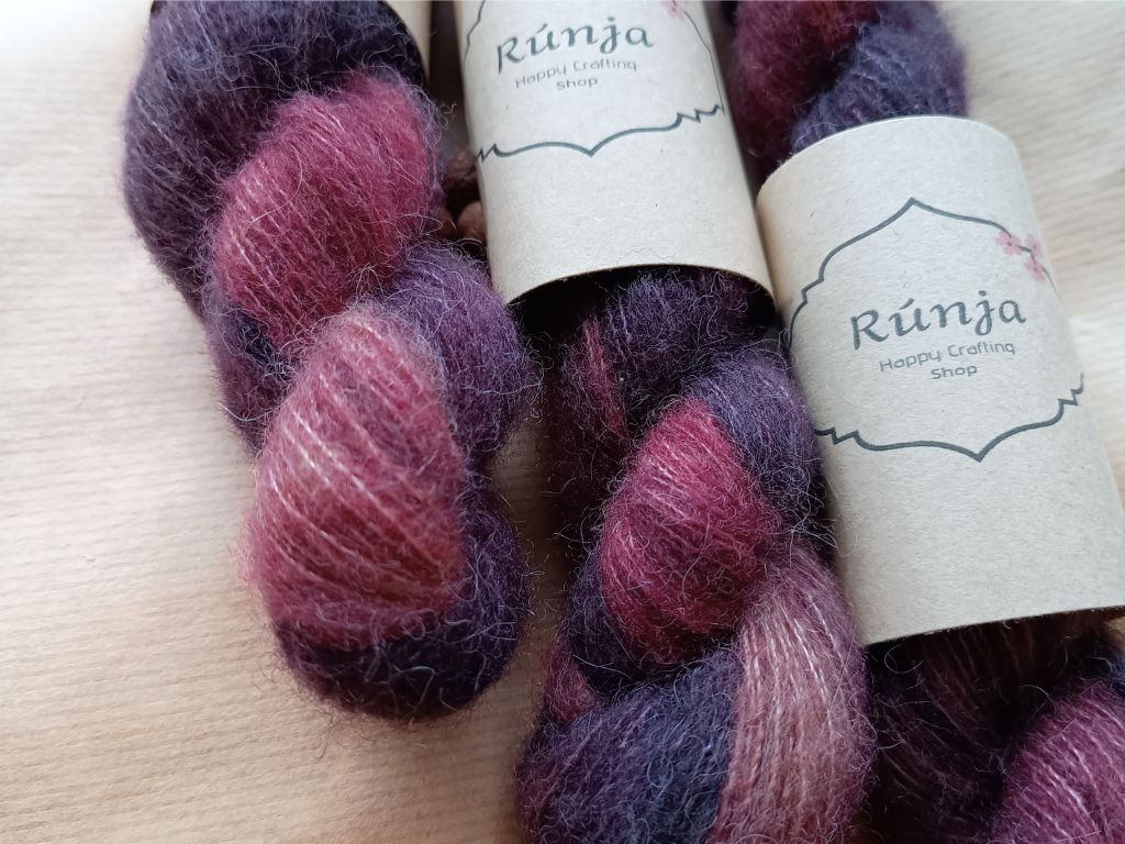 Go nuts! - 25g - Hand-dyed mohair blend 