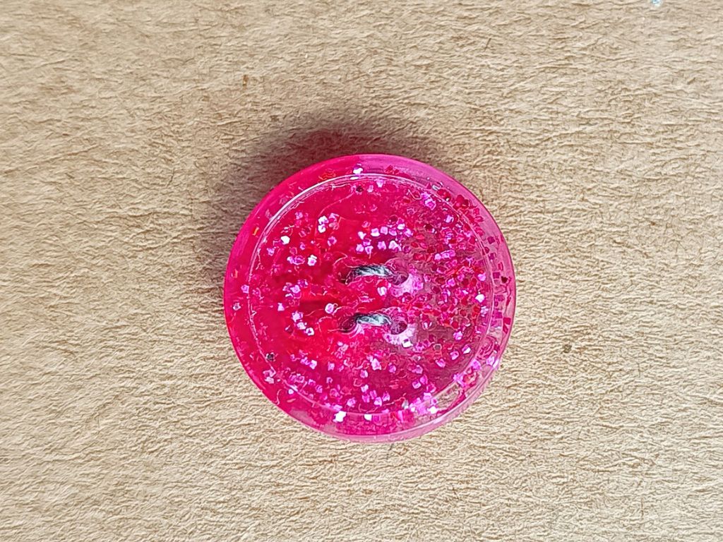 Sparkling Pink Glitter Buttons – 15 mm - Set of 6 Buttons