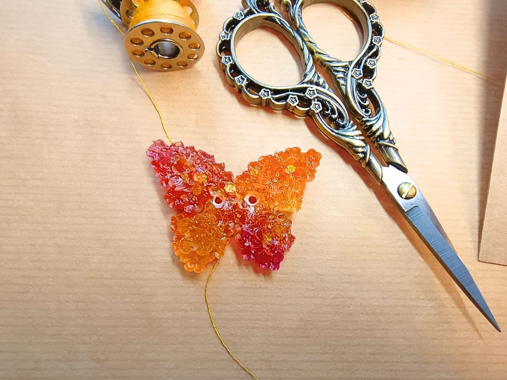 Exclusive Handmade Butterfly Buttons in Resin – Unique Design for Knitting and Sewing (50 mm)