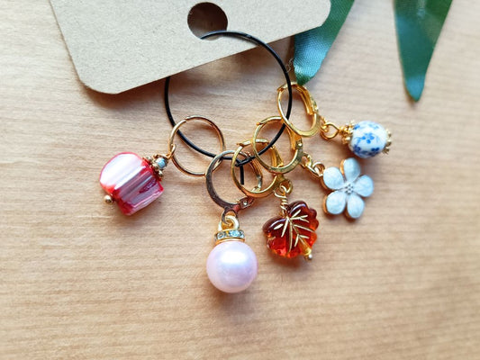 Handmade Stitch Markers "Leaf and Flower" | Luxury Knitting Accessories with Mother of Pearl