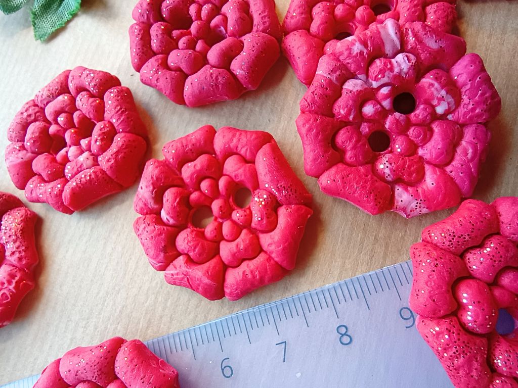 Set of 4 Handmade Rose Buttons (28mm) – Red Glitter Polymer Clay Buttons for Knitting & Crocheting