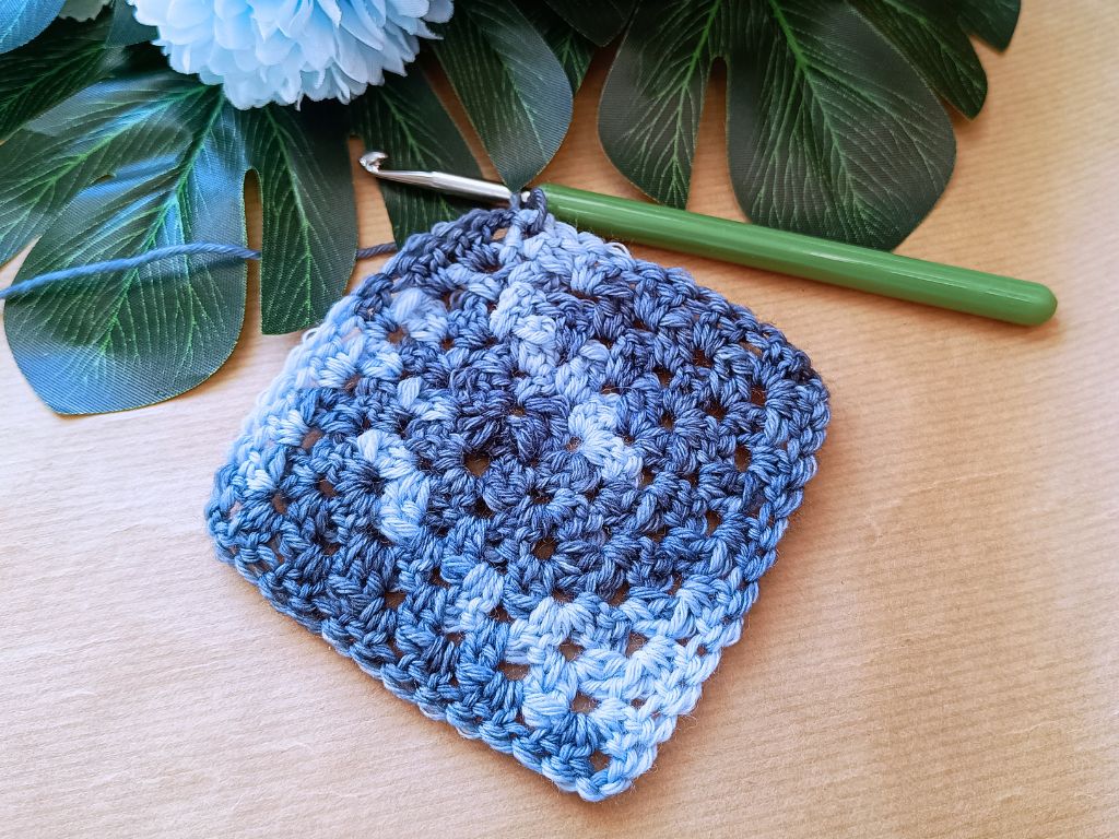 Hand-Dyed Blue Yarn - Riverside (DK) | RúnjaCrafts