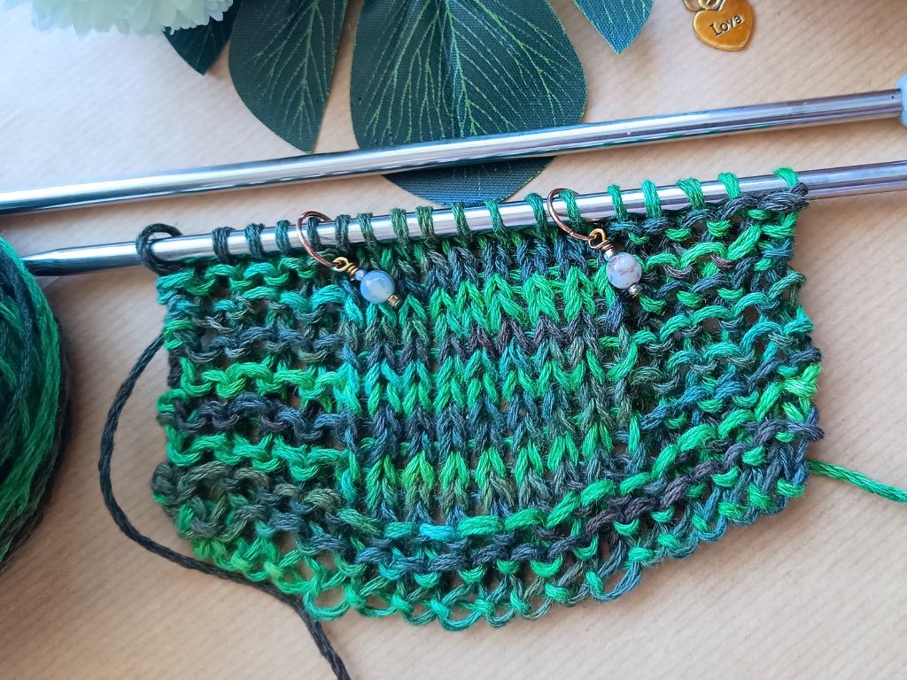 RúnjaCrafts Hand-Dyed Yarn - Spring Forest | Lovely Cotton Yarn with Linen (Aran) - 50g
