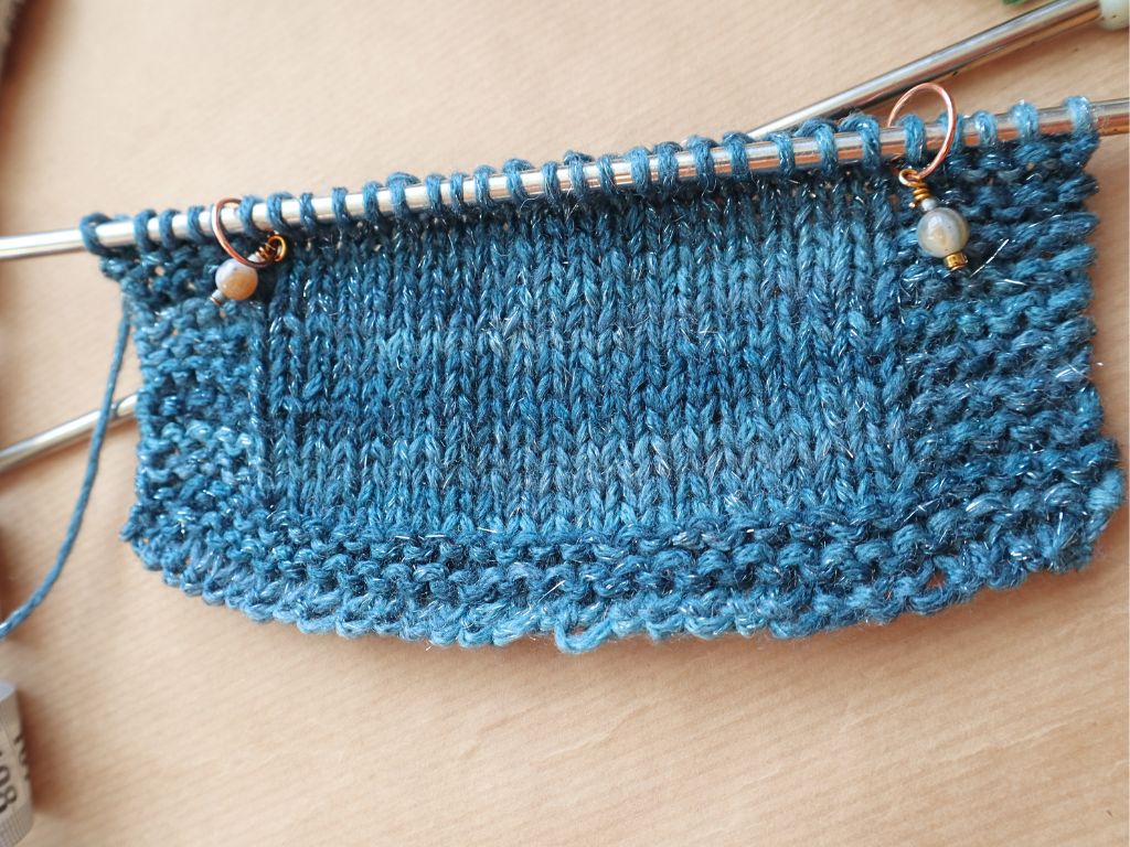 Hand-dyed Sparkle Sport Mini Skein (Chainette) – 20g – "Vincent"