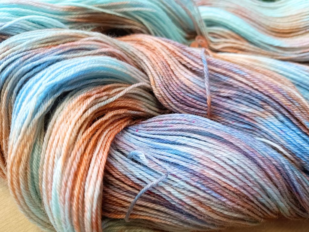 Wildflower Hand-dyed Yarn | RúnjaCrafts | 100g - Billie Eilish Inspired