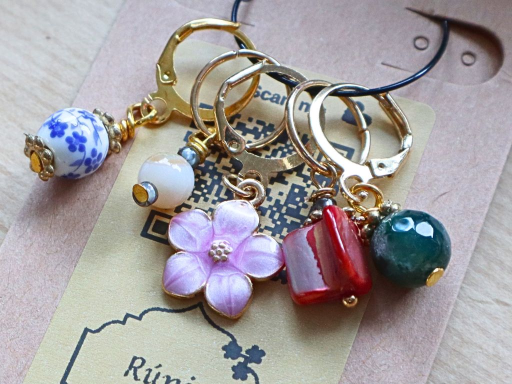 Handmade Stitch Marker Set - Flowers and Agate Beads