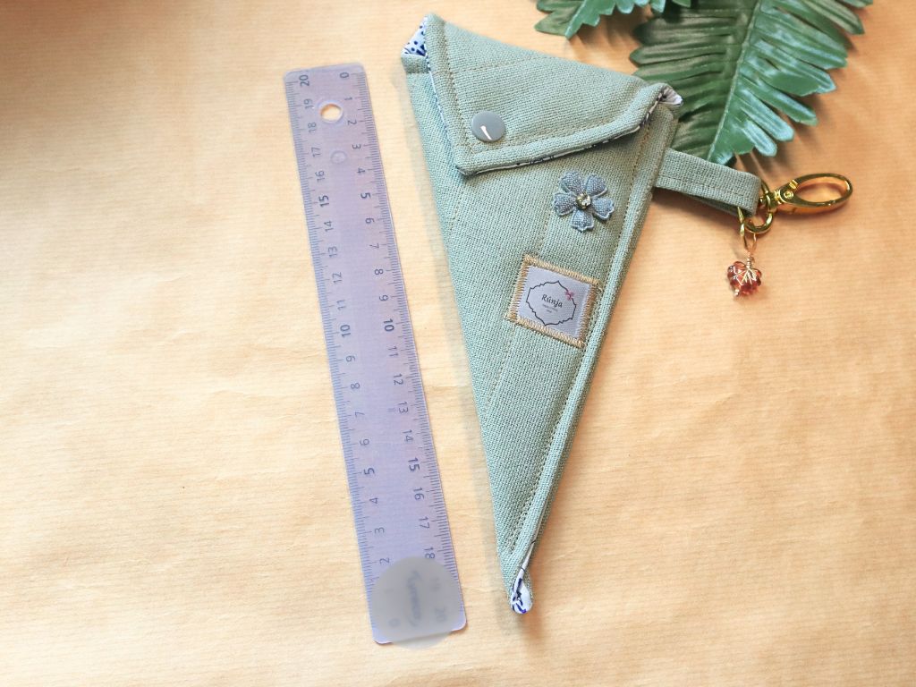Hand-sewn Scissor Pocket in Dusty Green – Unique Sewing and Knitting Case from RúnjaCrafts