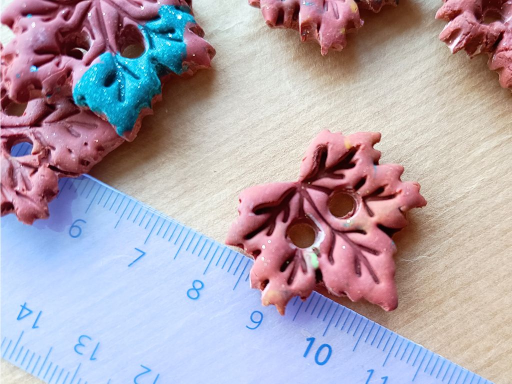 Unique Knitting Buttons – Handmade Clay Leaf Buttons – 25mm