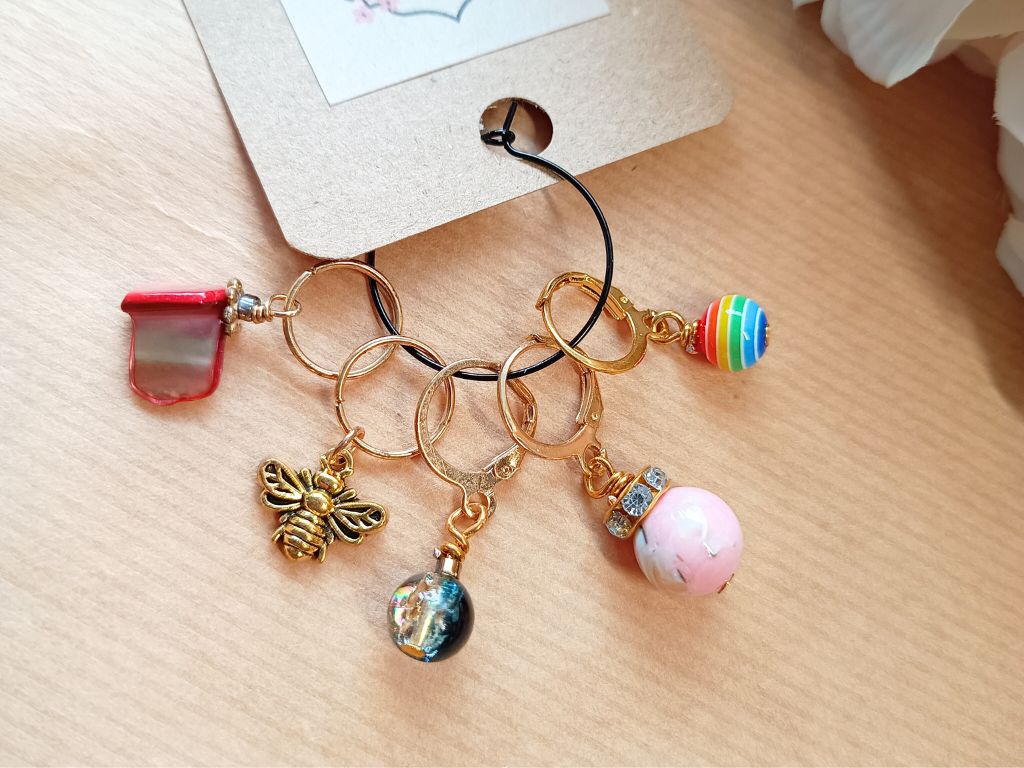Handmade Stitch Markers "Rainbow & Bee" | Unique Accessories for Knitting & Crocheting