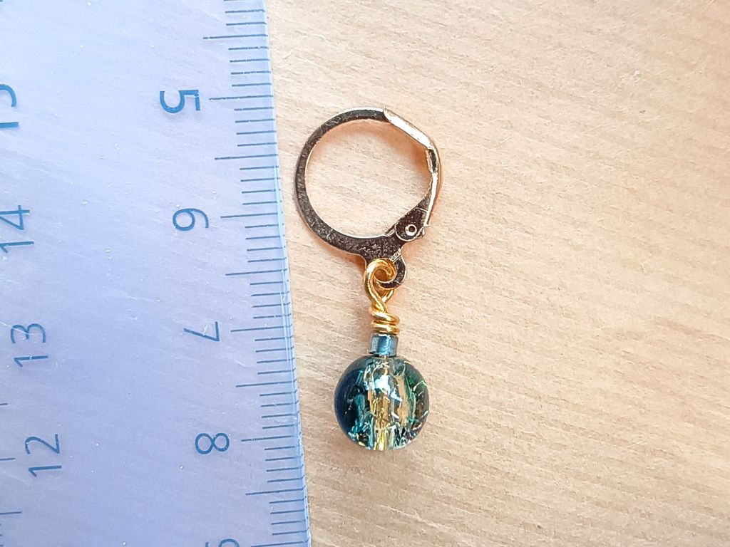 Handmade Stitch Markers "Rainbow & Bee" | Unique Accessories for Knitting & Crocheting