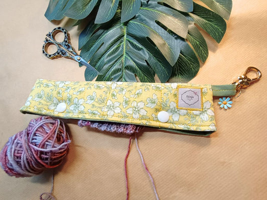 Handmade Knitting Friend "Flower Joy" | Needle Protector (DPN Cozy) approx. 21 cm