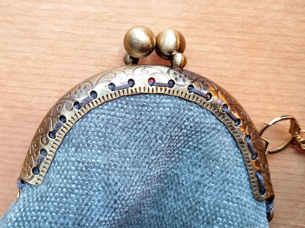 Velvet pouch for knitting accessories - Dusty green velvet
