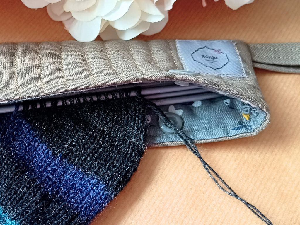 DPN Cozy - 21.5 cm with butterfly charm