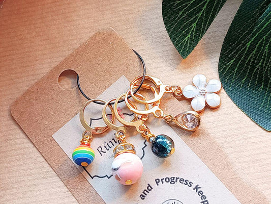 Unique handmade stitch markers for knitting and crochet projects. - Colorful, elegant set of 5 - Knitting accessories