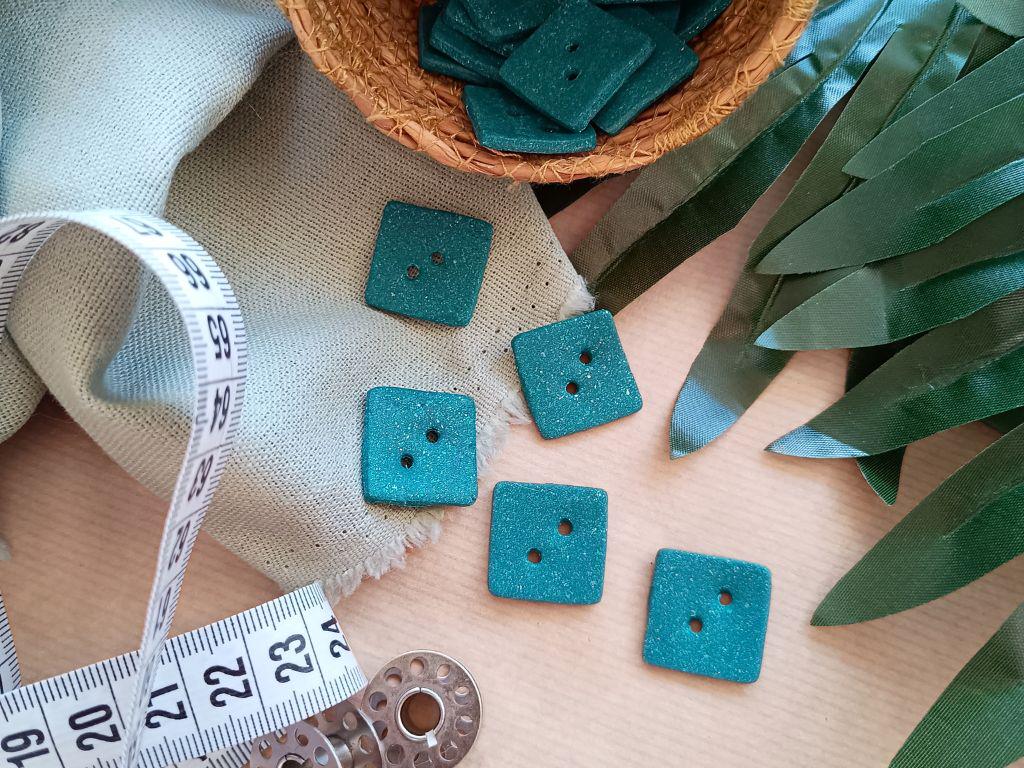 Handmade clay buttons for sewing, knitting or crocheting projects. Set of 4 buttons. Square buttons, approx. 28 mm in diameter.