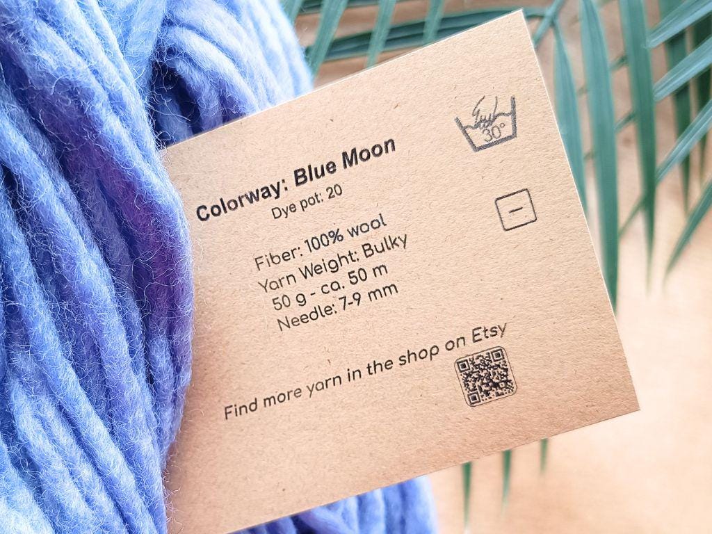 Blue Moon - 50g - Hand-dyed yarn. Soft to the touch. 