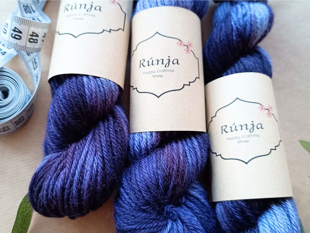 Sleepy Shadows - 50g - Hand-dyed wool yarn 